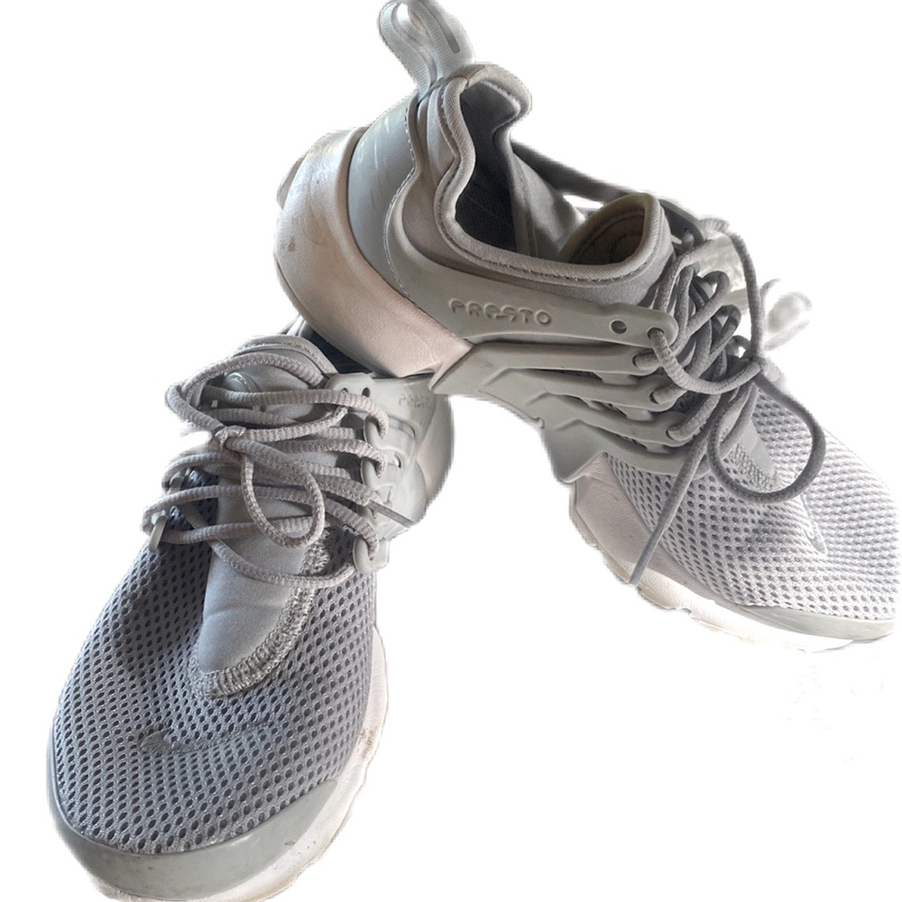 Women’s Gray Nike Air Presto Shoes, Sz 7